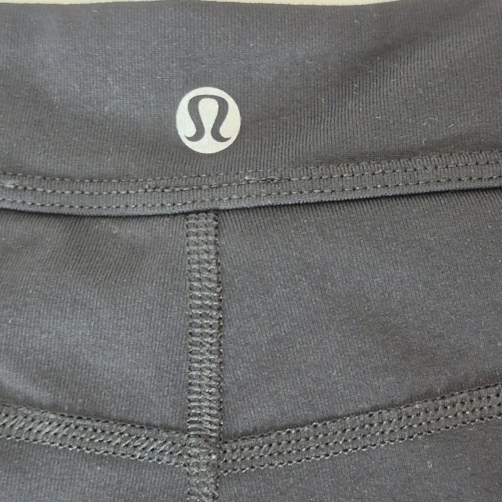 Lululemon High-Rise Pleated Wide Leg Cropped Pants - Size 10 - Picture 9 of 11